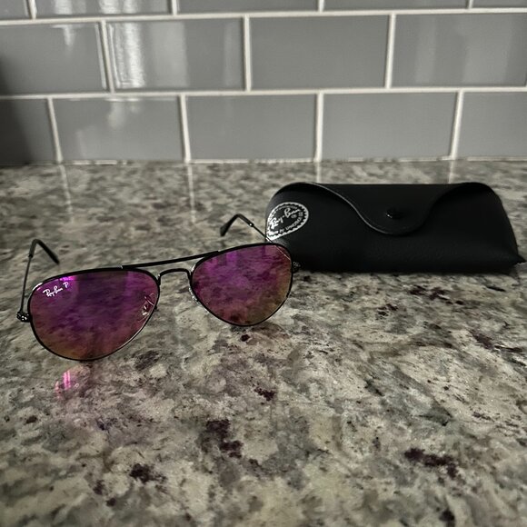 Ray-Ban Aviator Sunglasses (Polarized and Case Included) - Picture 1 of 4